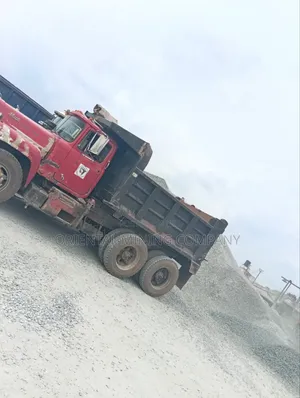 Payment on Delivery Iron Black Chippings and Granite