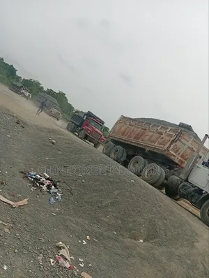 Iron Black Chippings and Granite, Payment on Delivery