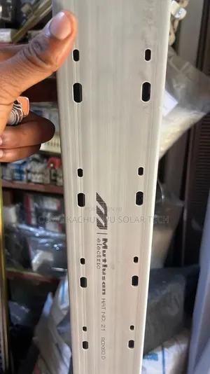 80 By 60 Electricity Trunk
