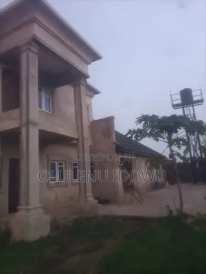 4bdrm Duplex in Obafemi-Owode for sale