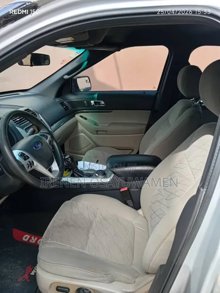 Ford Explorer 2015 Silver