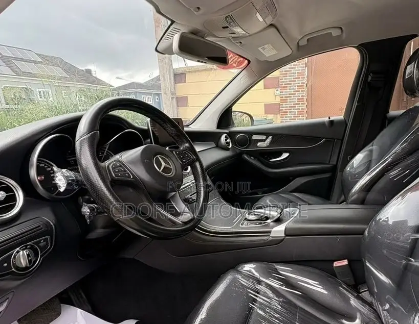 Mercedes-Benz GLC-Class 2016 Black