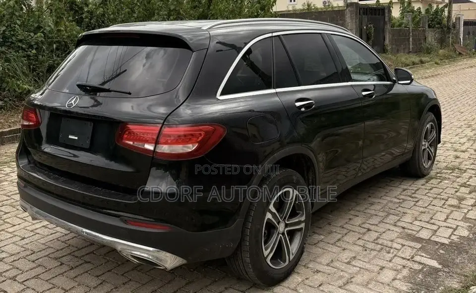 Mercedes-Benz GLC-Class 2016 Black