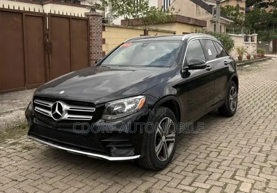 Mercedes-Benz GLC-Class 2016 Black