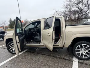 Chevrolet Colorado ZR2 Crew Cab 4WD SB 2024 Beige