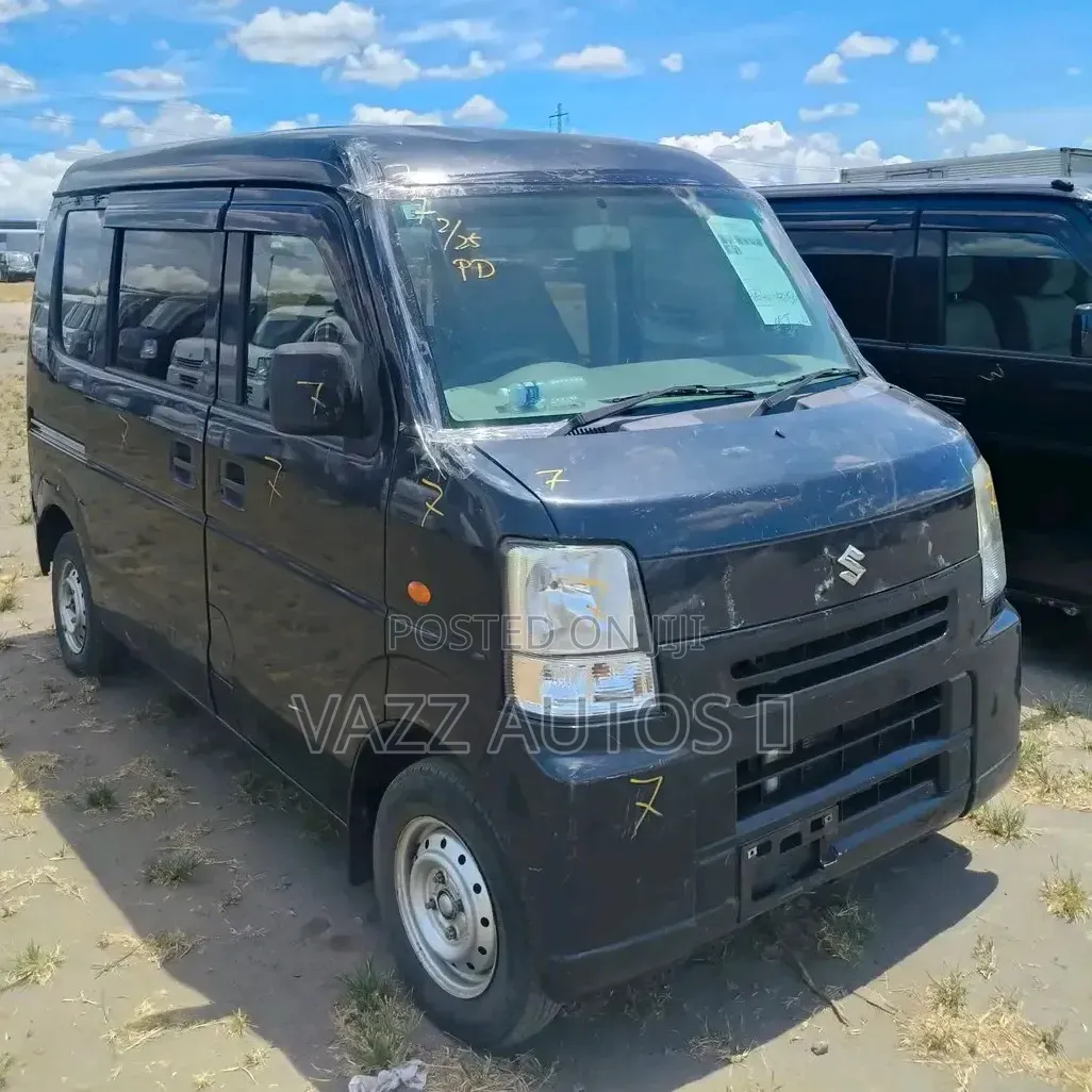 New Suzuki Every 2008 White