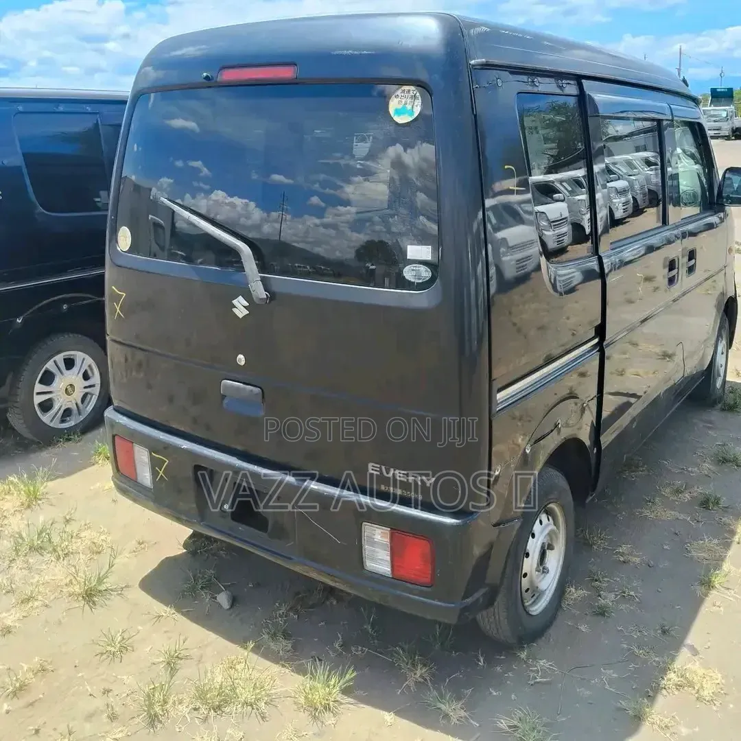 New Suzuki Every 2008 White