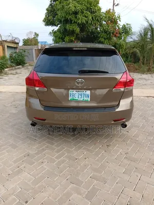 Toyota Venza 2009 Brown