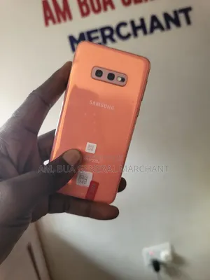 New Samsung Galaxy S10e 128 GB Orange