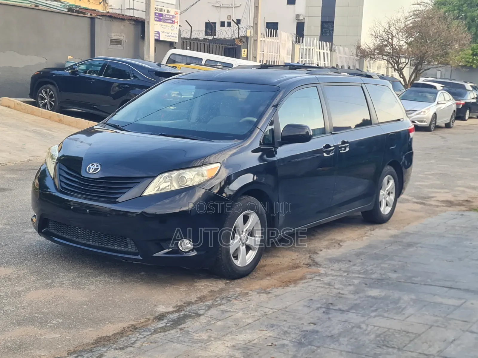 Toyota Sienna 2014 Black