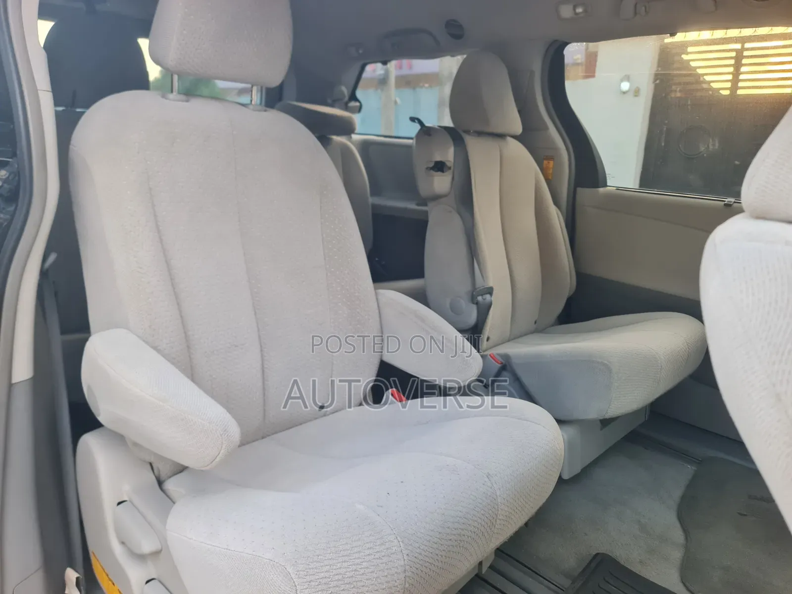 Toyota Sienna 2014 Black