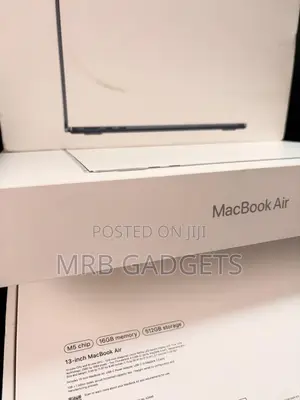 New Laptop Apple MacBook Air 2026 M5 13-inch 16GB SSD 512GB