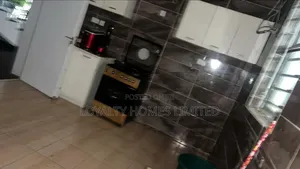 4bdrm Duplex in Thomas Estate for sale