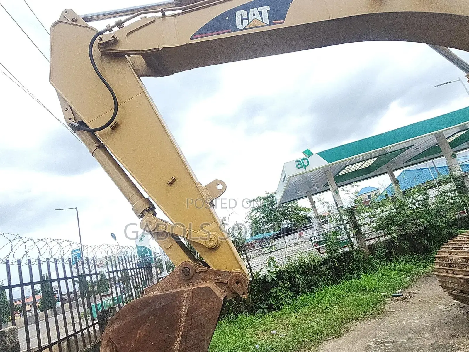 Tokunbo Caterpillar Excavator 330bl for Hire