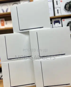 New Laptop Apple MacBook Air 2026 M5 16GB SSD 512GB