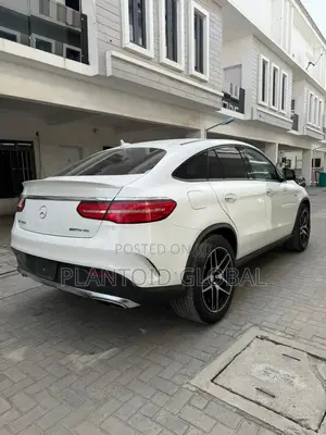 Mercedes-Benz GLE-Class 2017 White