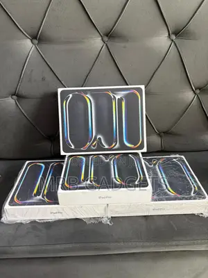 New Apple iPad Pro 13 (2025) 256 GB