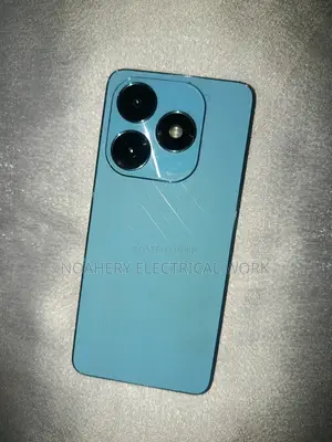 Tecno Spark 20 128 GB Blue