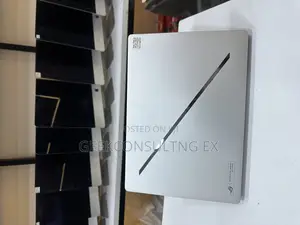 Laptop Asus ROG Zephyrus G14 32GB AMD Ryzen 9 SSD 1T