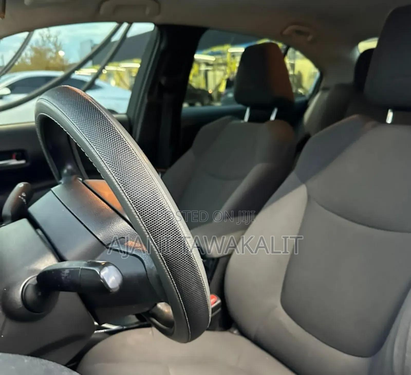 Toyota Corolla LE 2020 Gray