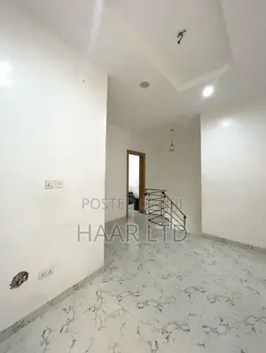 4bdrm Duplex in Lekki Phase 2 for rent