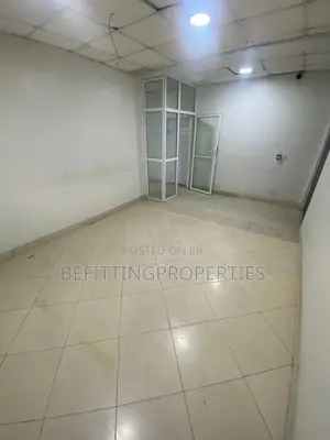 10 Enclosed Office Spaces With One Reception for Rent