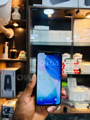 Apple iPhone 13 256 GB Green