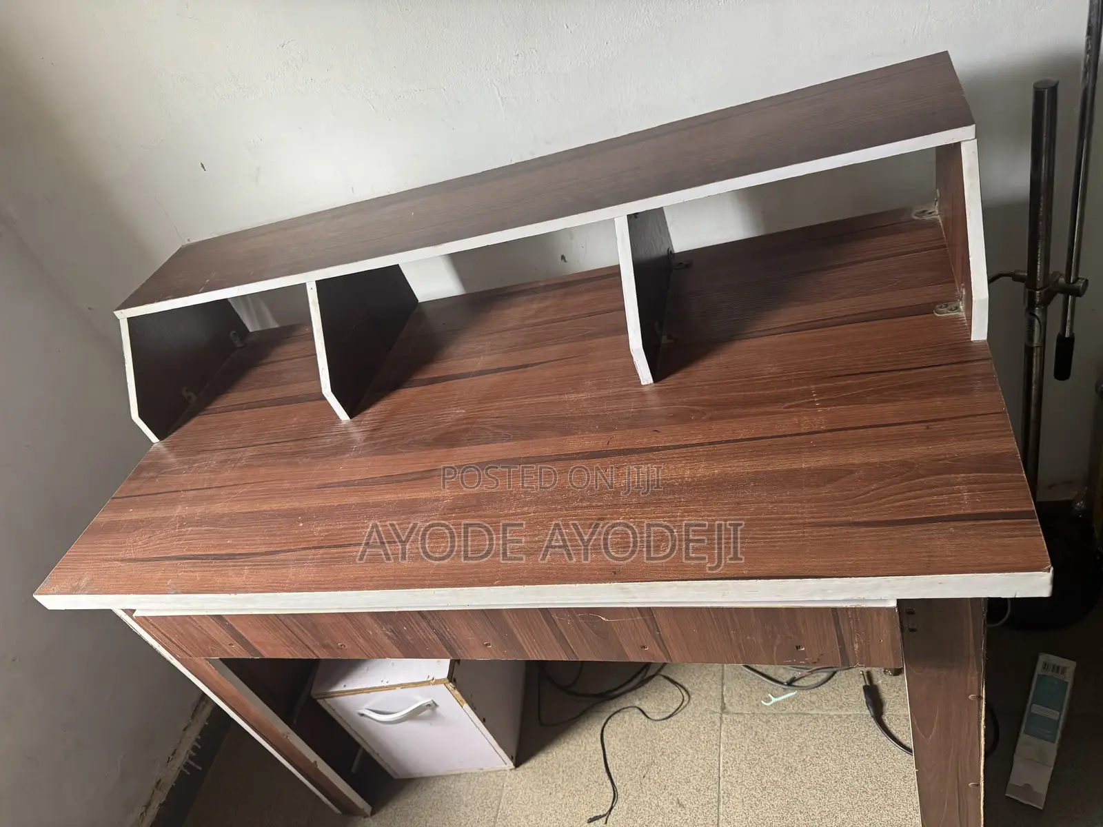 Studio Table