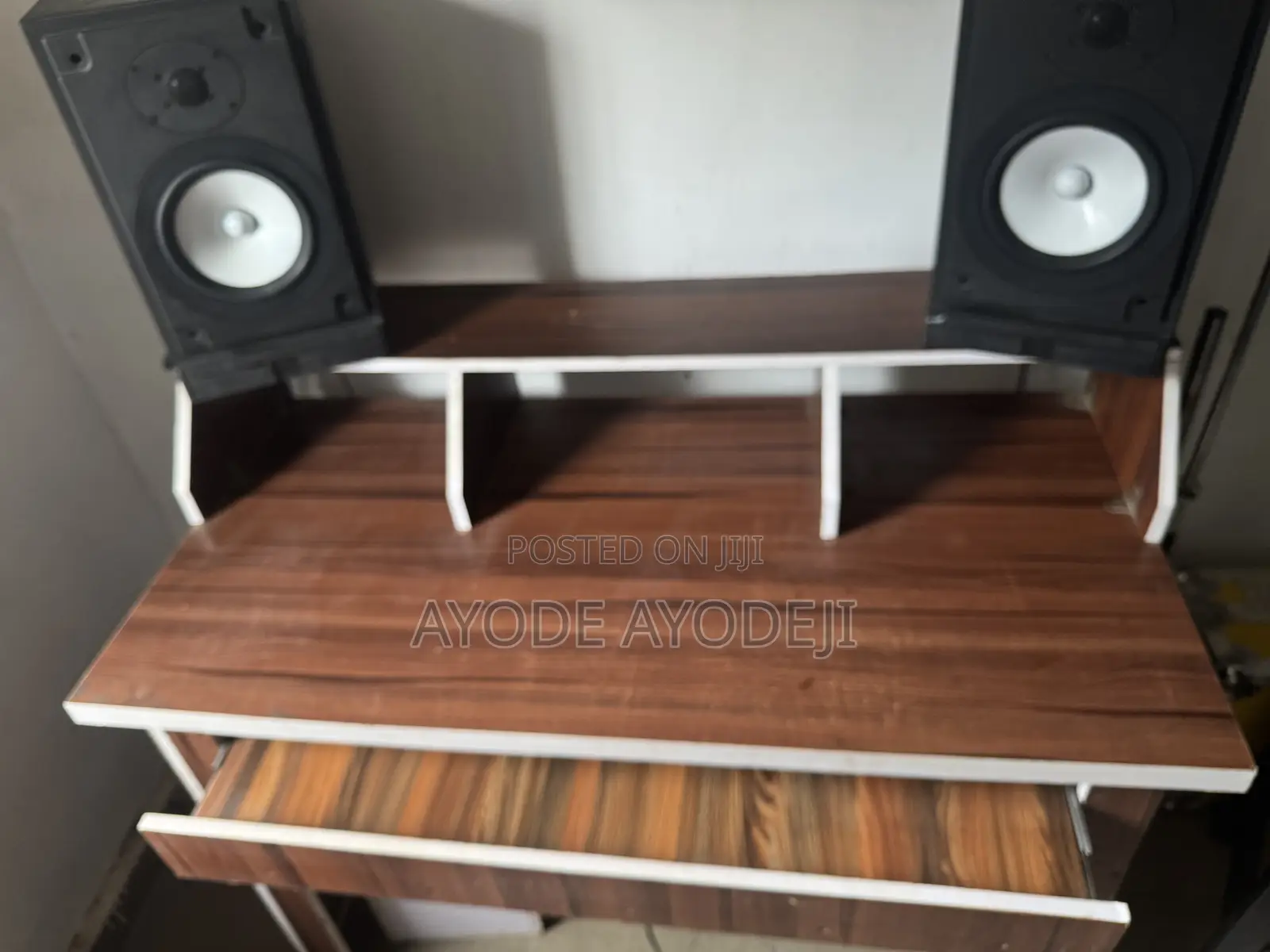 Studio Table