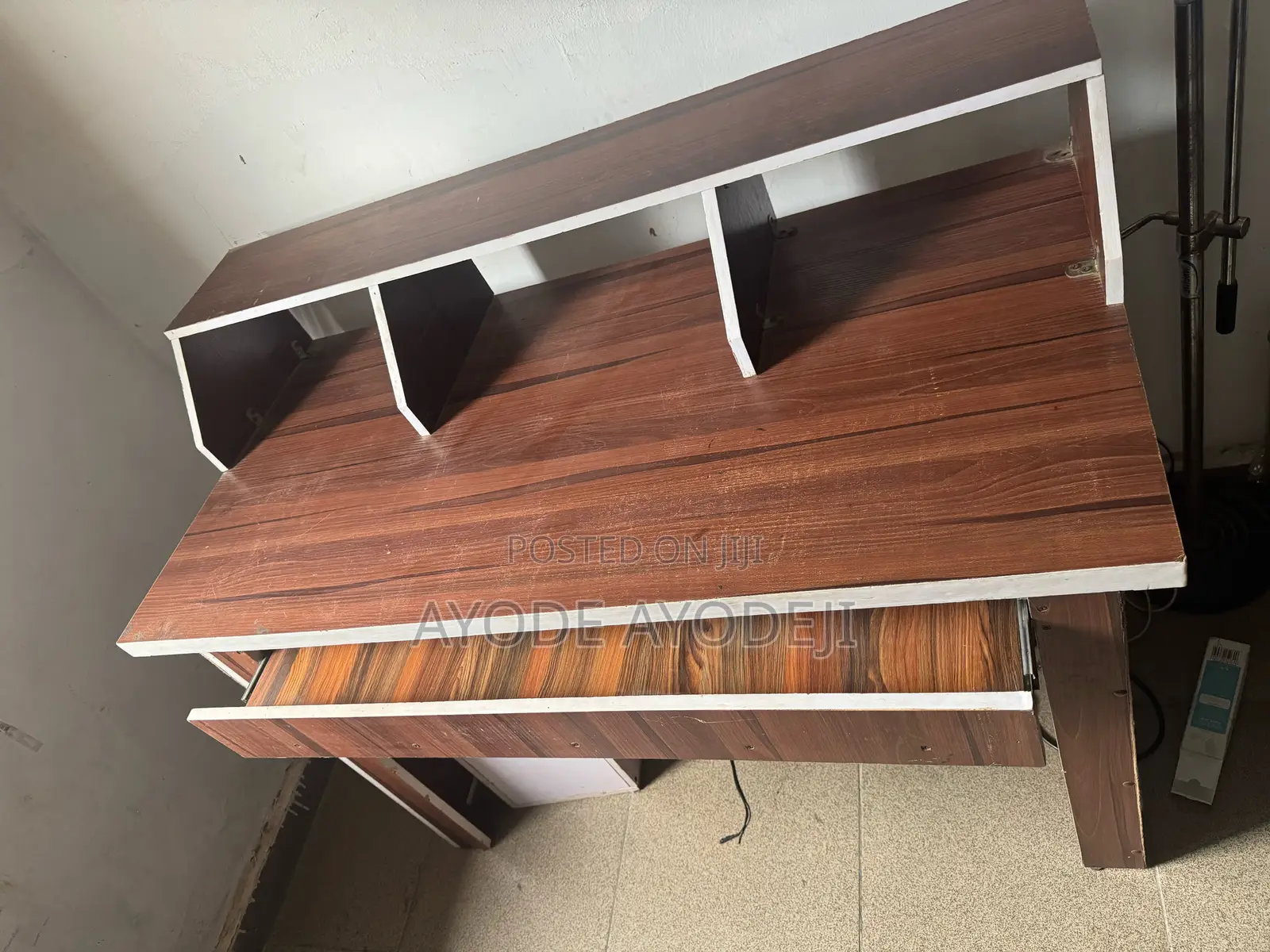 Studio Table