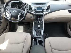 Hyundai Elantra 2016 Blue