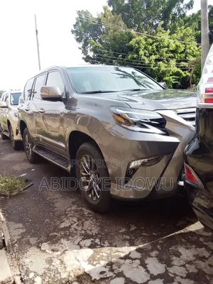 Lexus GX 460 Base 2015 Gray