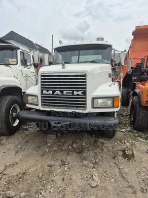 Mack Ch Truck Head