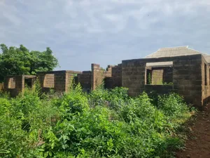 6bdrm Apartment in Abeokuta South for sale