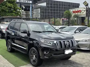 Toyota Land Cruiser Prado 2012 Black