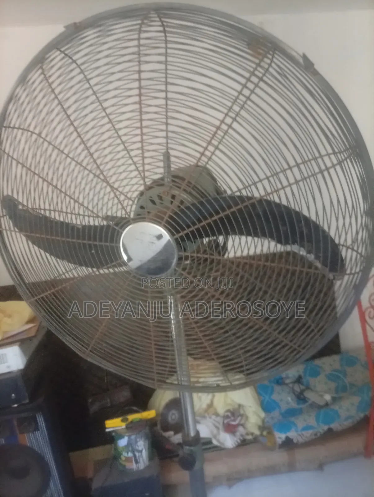 High Capacity Rotating Standing Fan