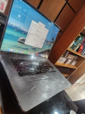 Laptop Apple MacBook Pro 2019 16GB Intel Core i7 SSD 1T
