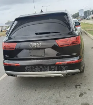 Audi Q7 2019 Black
