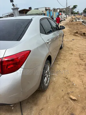 Toyota Corolla 2016 Silver