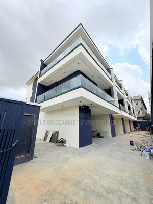 4bdrm Duplex in Ogudu GRA for sale