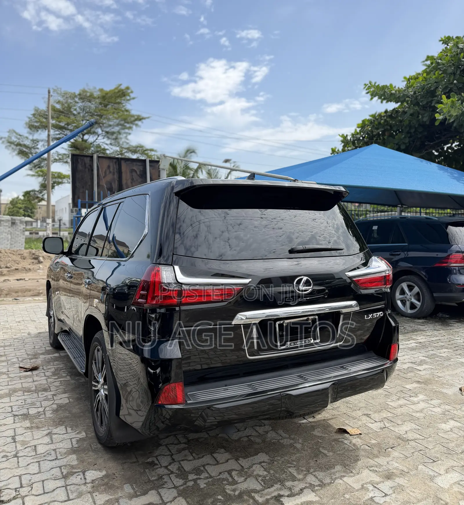 Lexus LX 570 AWD 2020 Black