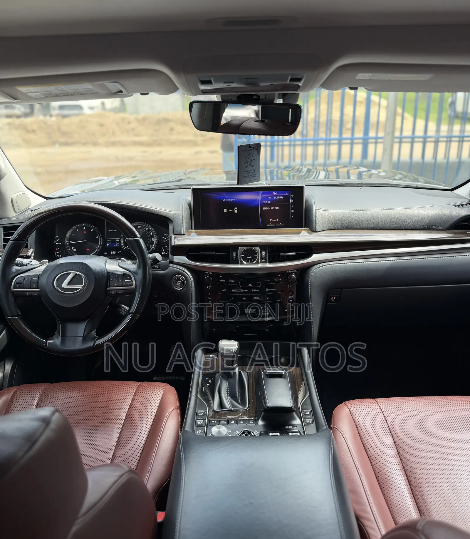 Lexus LX 570 AWD 2020 Black