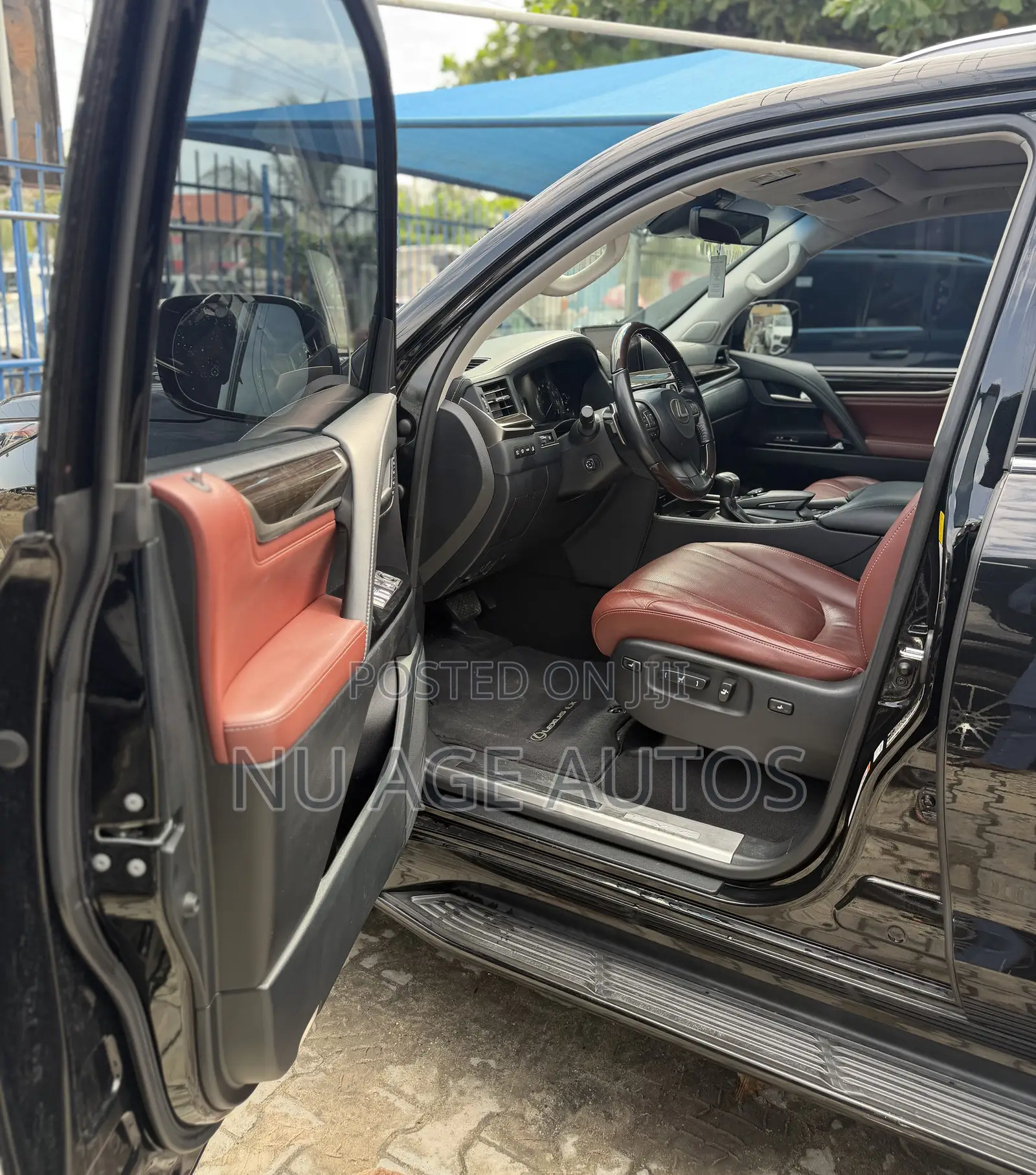 Lexus LX 570 AWD 2020 Black
