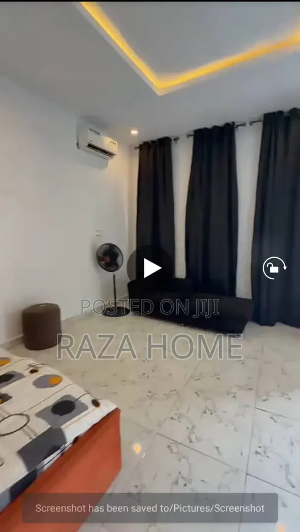 Weekly Shared Apartments Available