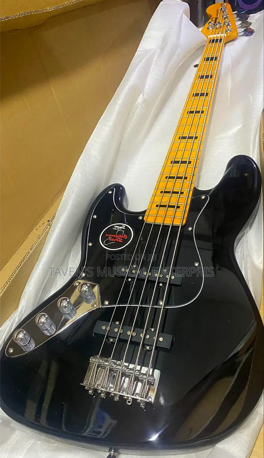 Squier Jazz Bass Electric Guitar