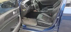 Hyundai Sonata SE 4dr Sedan (2.4L 4cyl 6A) 2015 Blue