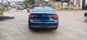 Hyundai Sonata SE 4dr Sedan (2.4L 4cyl 6A) 2015 Blue