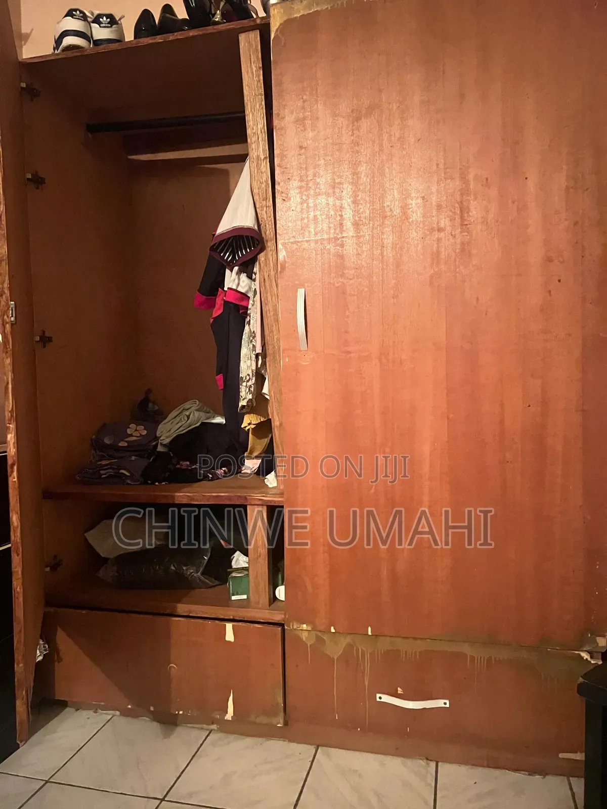 Wardrobe Closet