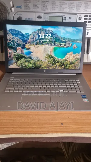 Laptop HP Pavilion 17 12GB Intel Core i5 SSD 500GB