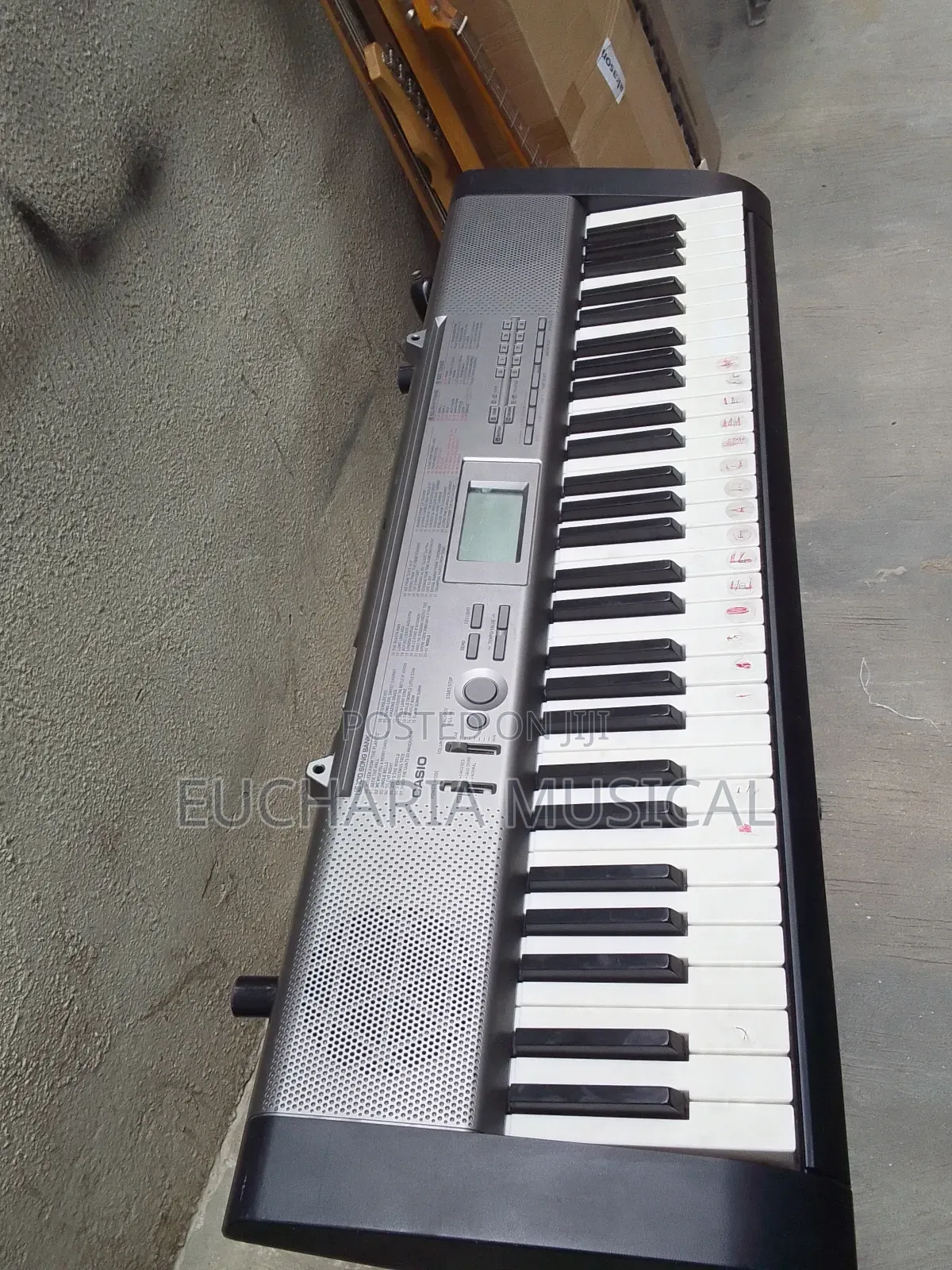 Casio Lk-120 Lighted Keyboard – Easy Learning